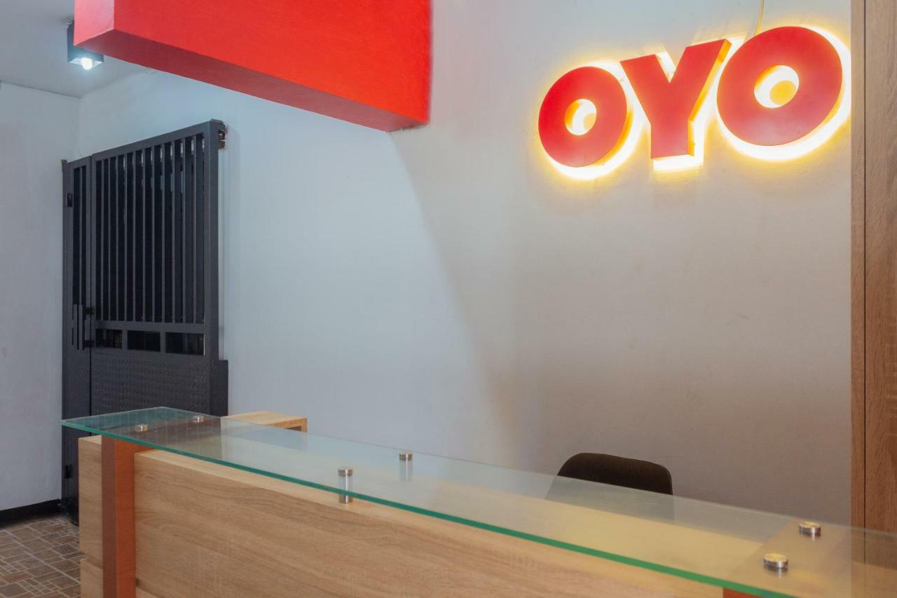ホテル Oyo 649 K68 レジデンス ジャカルタ エクステリア 写真